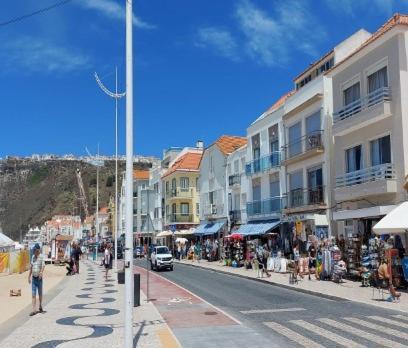 100 Meters From The Beach! Rua Da Regeneracao Nazare Exterior photo