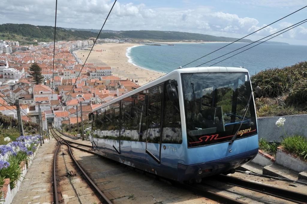 100 Meters From The Beach! Rua Da Regeneracao Nazare Exterior photo